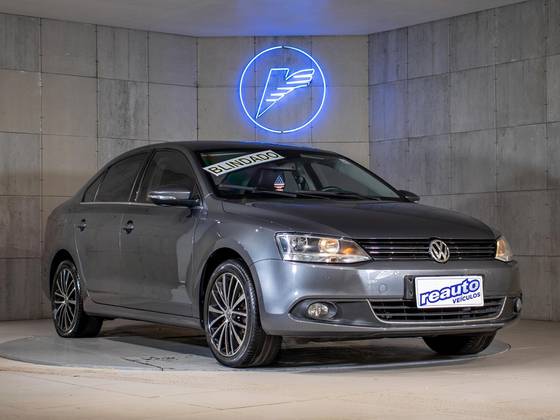 VOLKSWAGEN JETTA 2.0 TSI HIGHLINE 200CV GASOLINA 4P TIPTRONIC